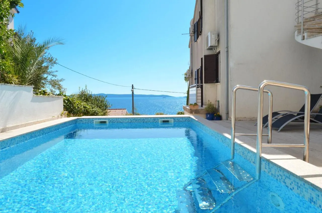 Apartments Inge Сегет-Враница