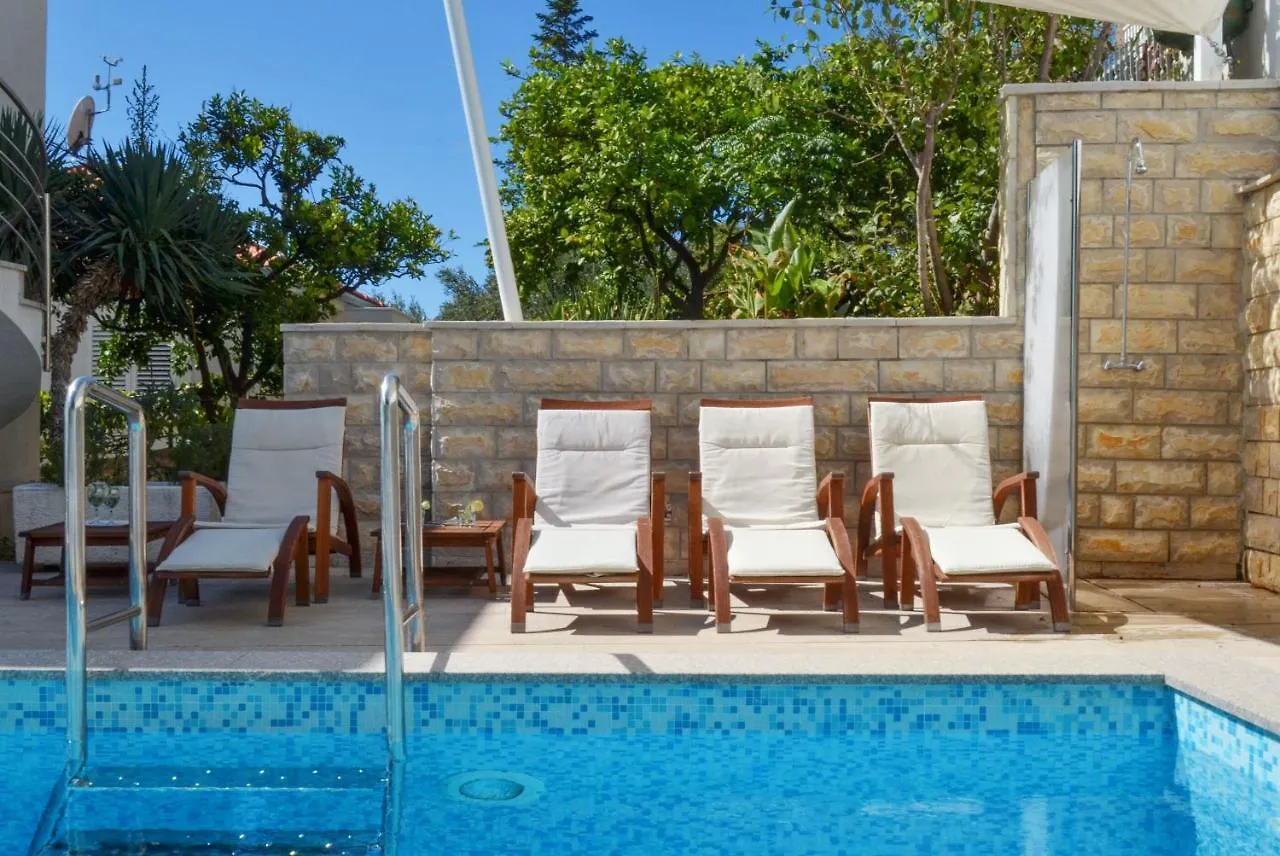 Apartments Inge Сегет-Враница