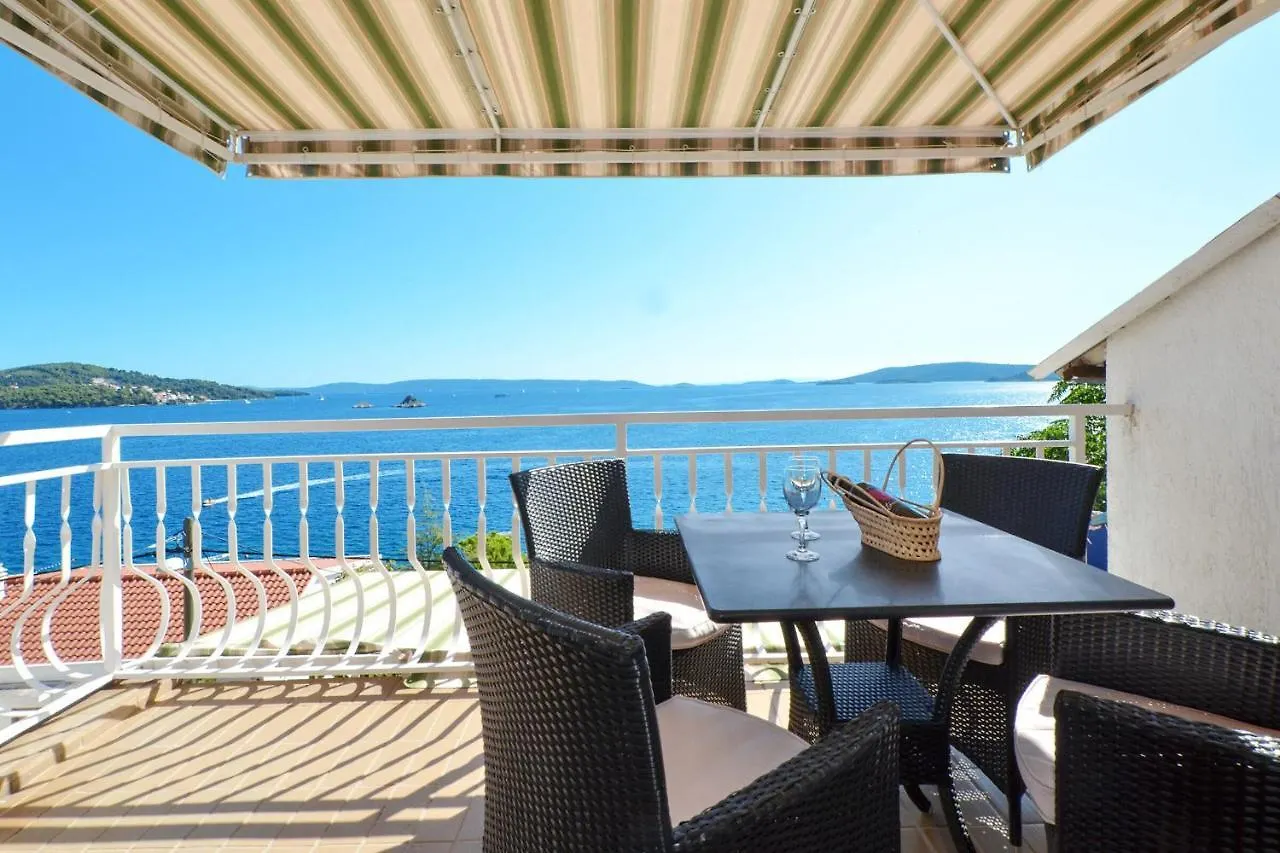Apartments Inge Сегет-Враница 0*,  Хорватия